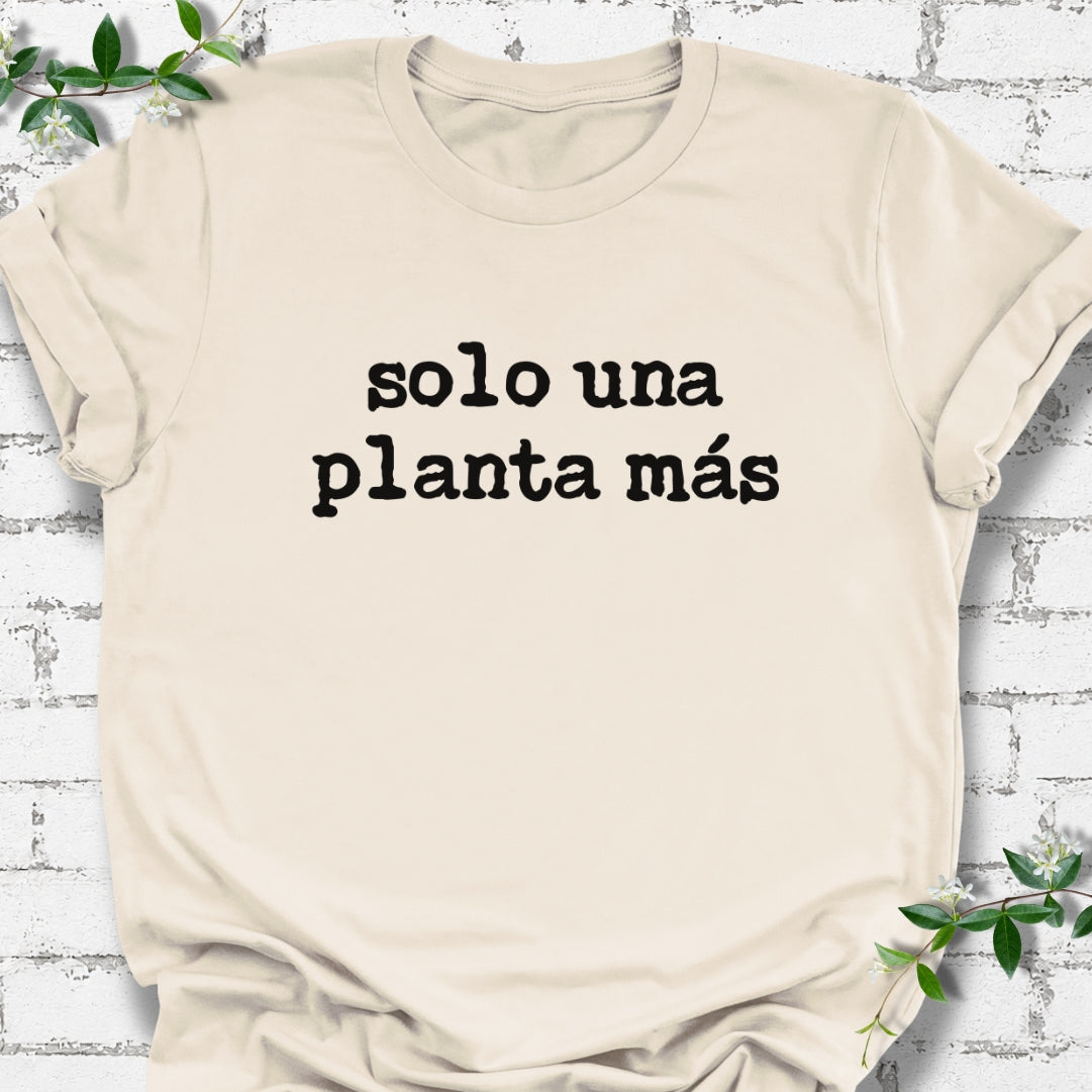 Solo Una Planta Más Lightweight Tee