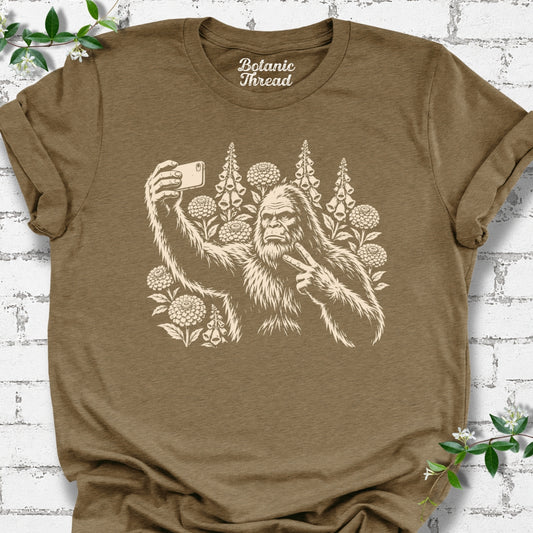 Bigfoot Garden Selfie Lightweight Tee