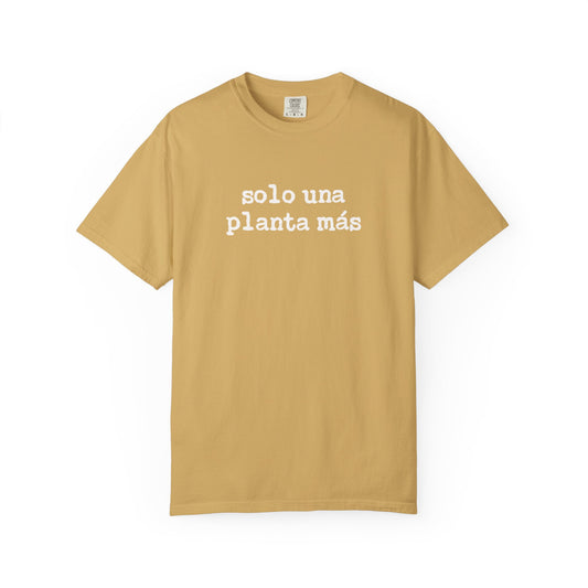 Solo Una Planta Más Comfort Colors® Heavyweight T-shirt